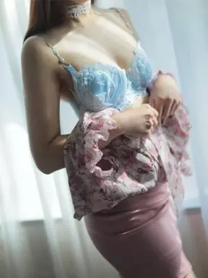REINA-CELEB FACE NAKASU