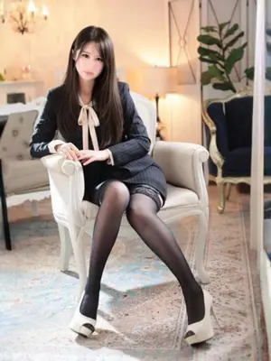 AMATSUKA SHION-社長秘書