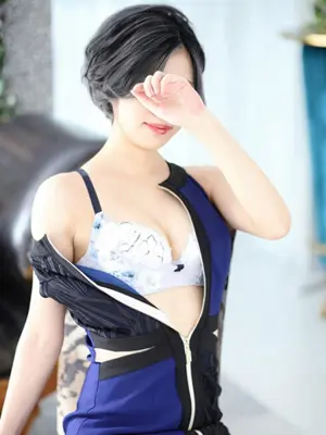 REONA-E-girls博多