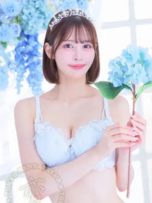 Momo - TOKYO HENTAI CLUB SHINJUKU