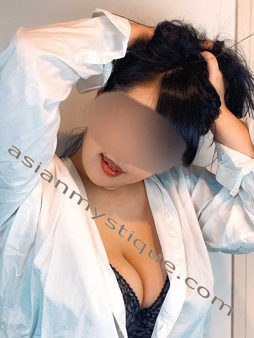 Erika  - Asian Mystique
