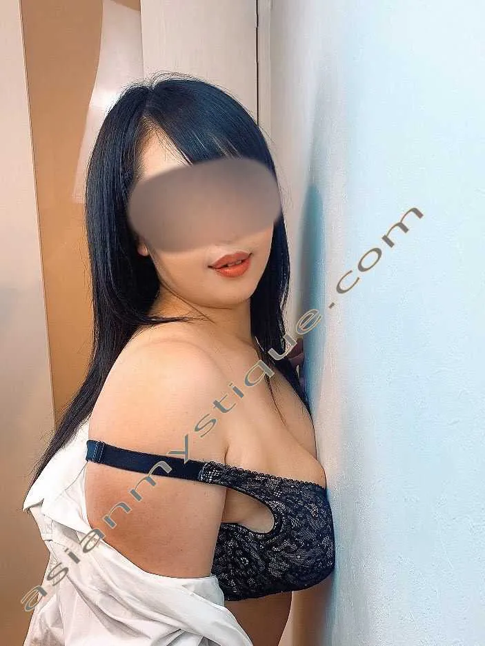 Erika  - Asian Mystique